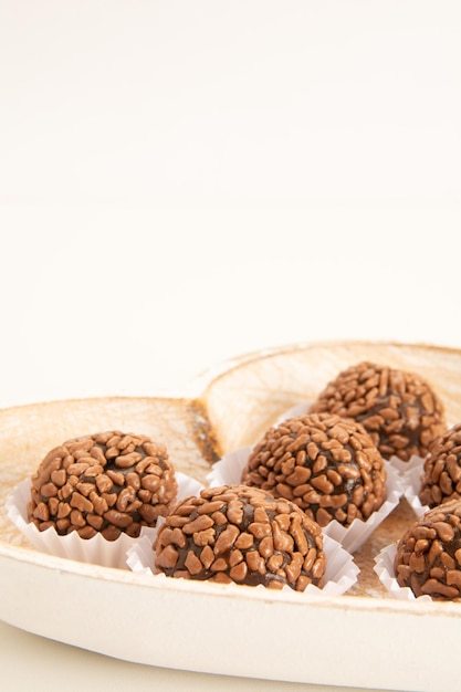 Brigadeiros, doce tradicional brasileiro