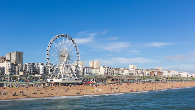 Brighton-Ansicht der Küste vom Pier