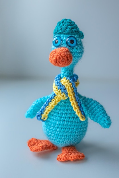 Brinquedo de malha caseiro Técnica de tricô Amigurumi Ganso de batalha do exército ucraniano