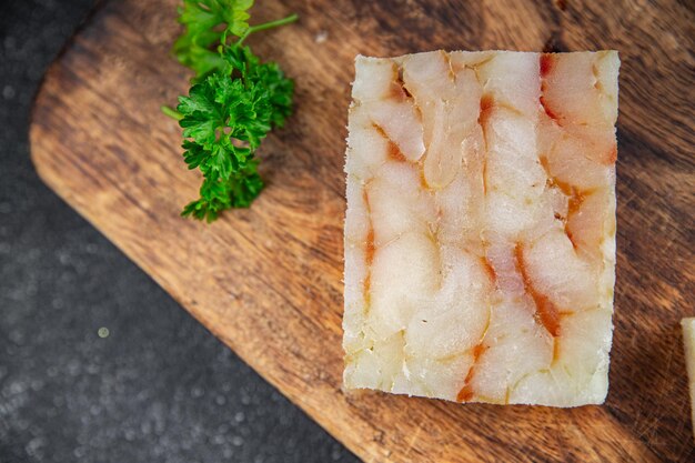 briquetas de pescado filete crudo mariscos cocinar descongelar aperitivo comida merienda en la mesa