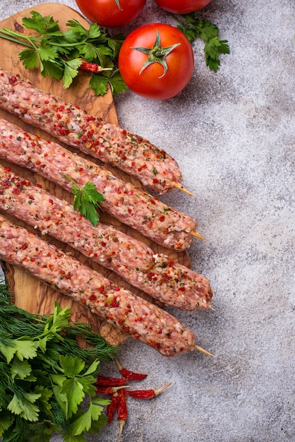 Brochetas De Carne Picada De Lula Kebab