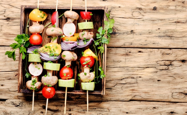 Brochetas de verduras a la plancha