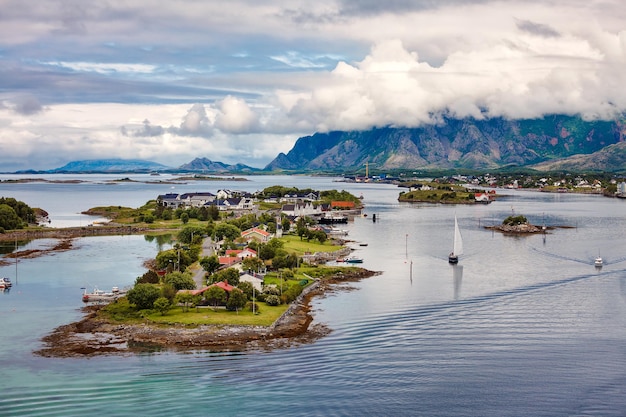 Bronnoysund, hermosa naturaleza noruega