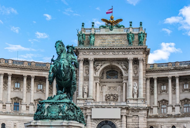 Bronzeskulptur in der Wiener Hofburg