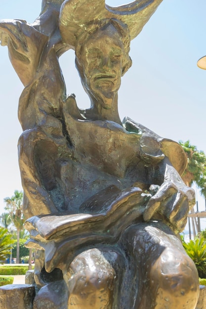 Bronzeskulpturen von Dalí in Marbella Andalusien Spanien