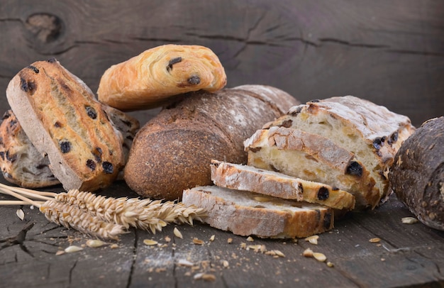 Brot abwechslungsreich im rustikalen Dekor