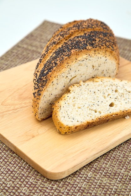 Brot auf Sackleinen und rustikal