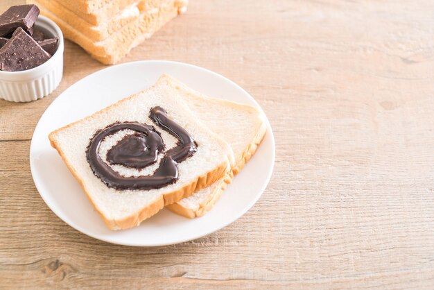 Brot mit Schokolade