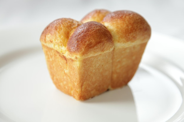 Foto brot zum frühstück mit sauberem hintergrund