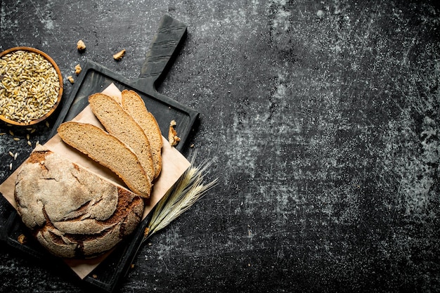 Foto brotstücke mit ährchen