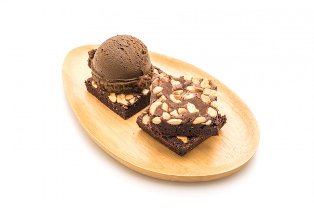 Brownies de chocolate con helado de chocolate