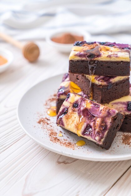 brownies de queso de arándano