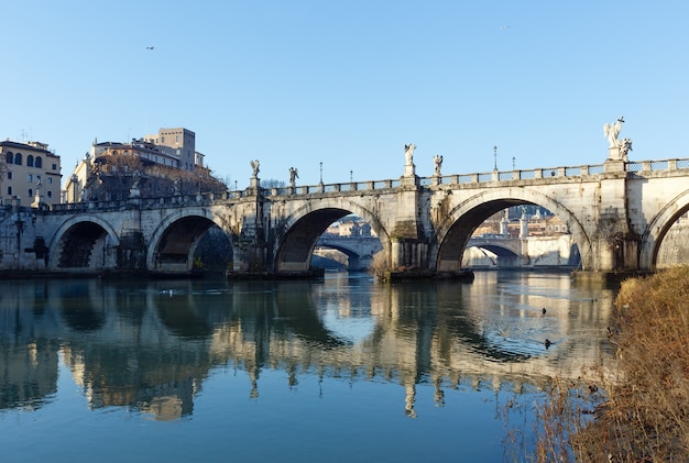 Brücke auf dem Tiber in Rom, Italien