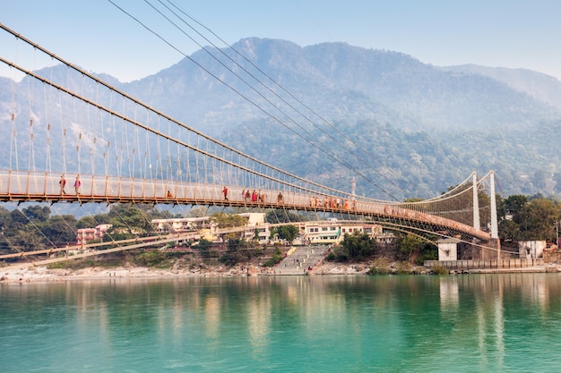 Brücke in Rishikesh