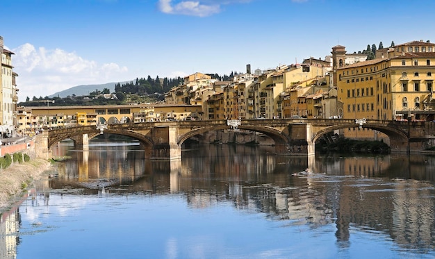 Brücke über den Arno in Florenz