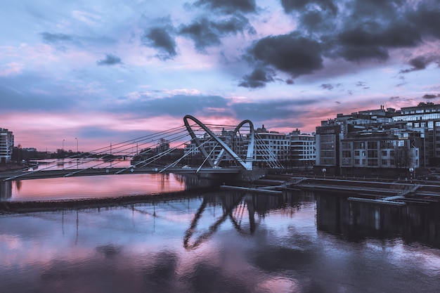 Foto brücke über die newa