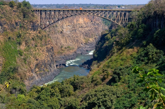Brücke über die Sambesi-Grenze zwischen Sambia und Simbabwe
