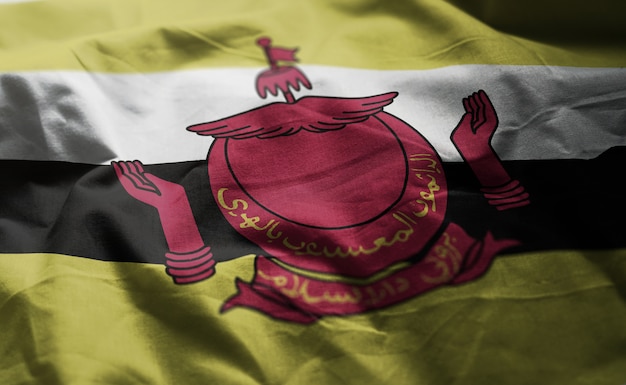 Brunei-Flagge zerknittert nah oben