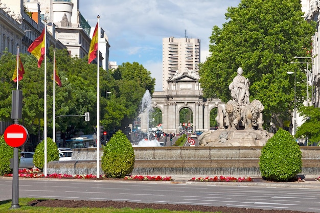 Brunnen der Kybele in Madrid