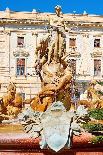 Brunnen von Diana in Syrakus, Sizilien-Insel, Italien. Wurde 1907 gebaut