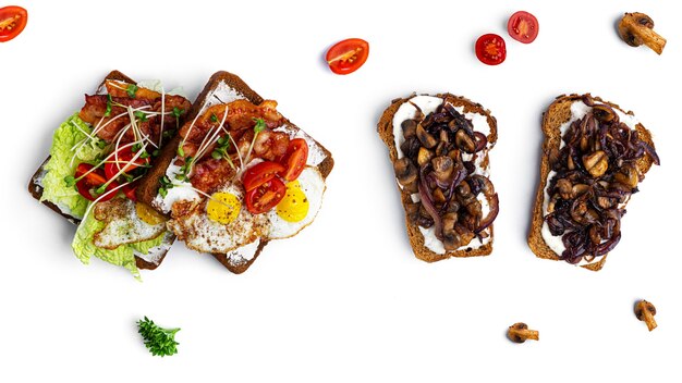 Bruschetta com cogumelos e salsa