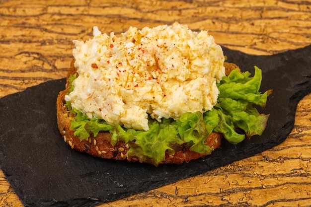 Bruschetta com queijo