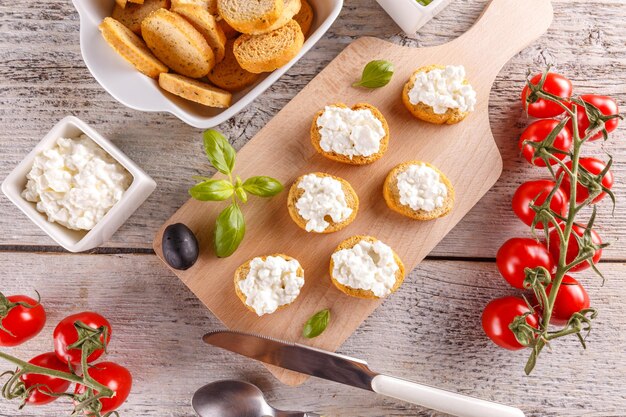 Bruschetta com requeijão