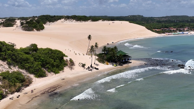 Buchtwasser am Genipabu-Strand in Rio Grande do Norte, Brasilien Nordosten