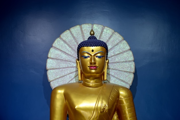 Buddha Gold im Tempel