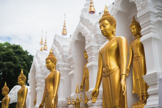 Buddha-Statue im Tempel