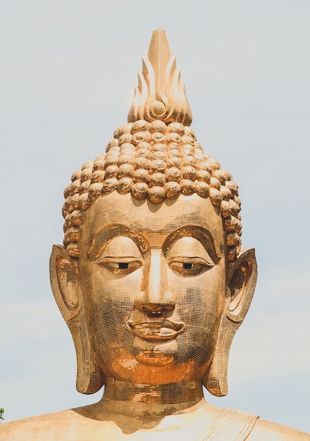 Buddha-Statue in der thailändischen Art