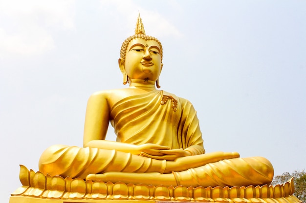 Buddha-Statue in der thailändischen Art
