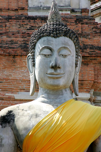 Buddha-Statue Tempelanlage Ayutthaya Wat Yai Chaimongkol Thailand Siam Asien