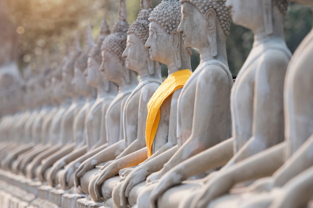 Buddha-Zustand in Ayuthaya-Tempel Thailand