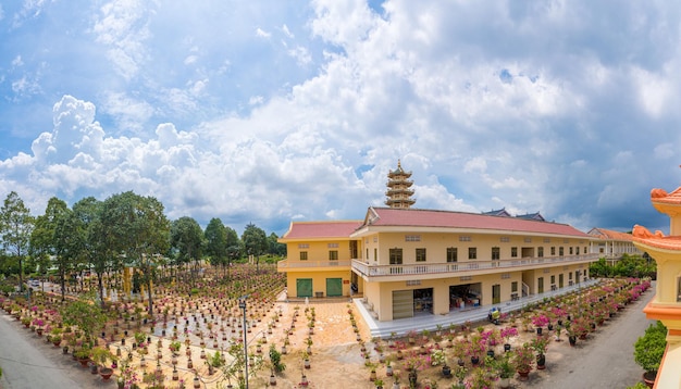 Buddhistischer Tempel in Vietnam Dai Tong Lam Schöne Architektur Presbyterium Tempel Dai Tong Lam