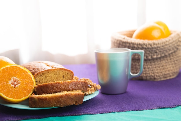 Budin de naranja con frutos secos