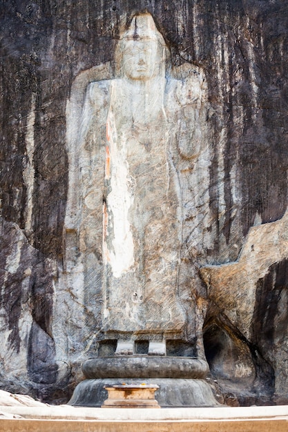 Buduruwagala-Felsenschnitzereien im alten buddhistischen Tempel Buduruwagala in Sri Lanka