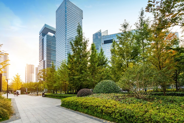 Bürogebäude des Finanzzentrums in Lujiazui, Shanghai, China