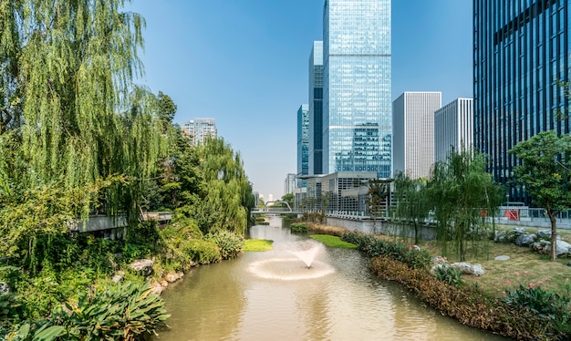 Bürogebäude moderner städtischer Gebäude in China