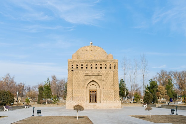 Bukhara Uzbekistán Diciembre 2021 Mausoleo de los Samanids en un día soleado en invierno