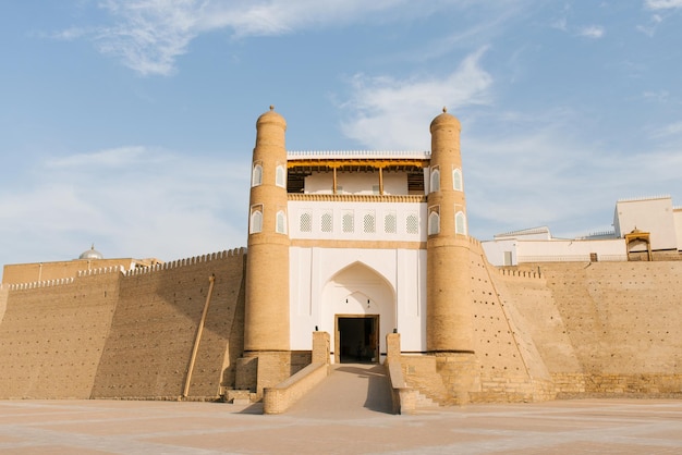 Bukhara Uzbequistão Dezembro 2021 A antiga muralha da fortaleza da cidadela