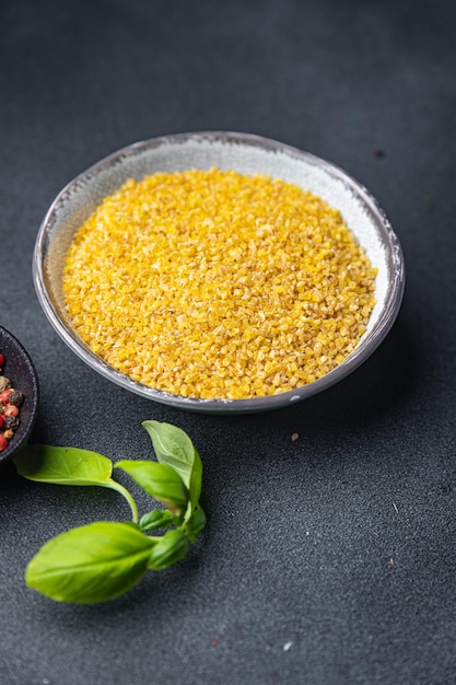 bulgur grãos colheita crua refeição saudável comida na mesa cópia espaço fundo de comida