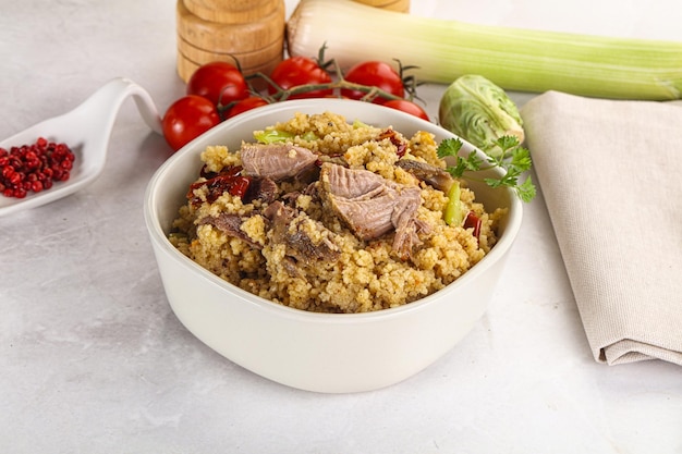 Bulgur mit Lamm und Gemüse