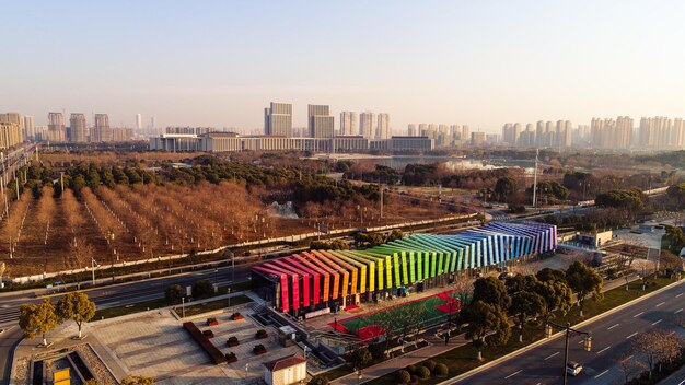 Bund de Shanghái con resplandor matutino hermosa ciudad moderna China