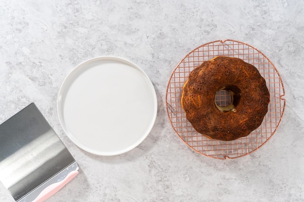 Bundt cake de zanahoria con betún de queso crema