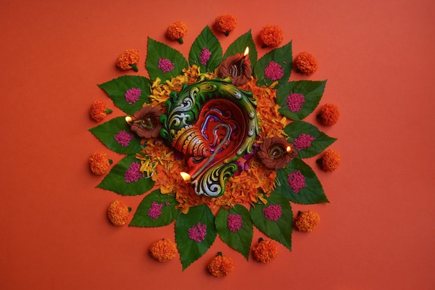 bunte Diwali Rangoli Hintergrund