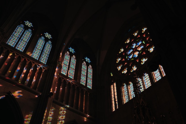 Bunte Glasfenster in der Kathedrale Buen Pastor in San SebastiÃƒÂƒÃ'Â¡n