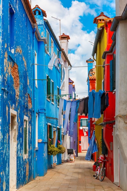 Bunte Häuser auf dem Burano Venedig Italien