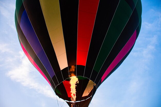 Bunte Heißluftballonfüllung