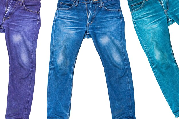 Bunte Herrenjeans isoliert auf weißem Hintergrund